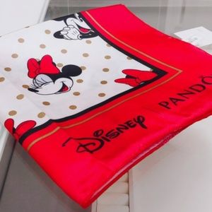 PANDORA Minnie mouse scarf limited edition